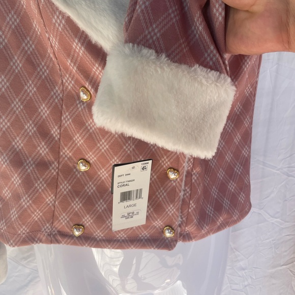 In Girl Jacket by Dillars - Picture 2 of 6